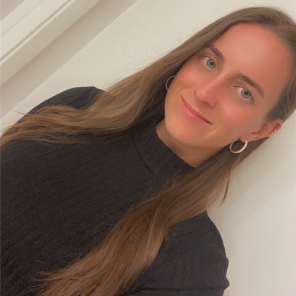 Meet your Posher, Raquel